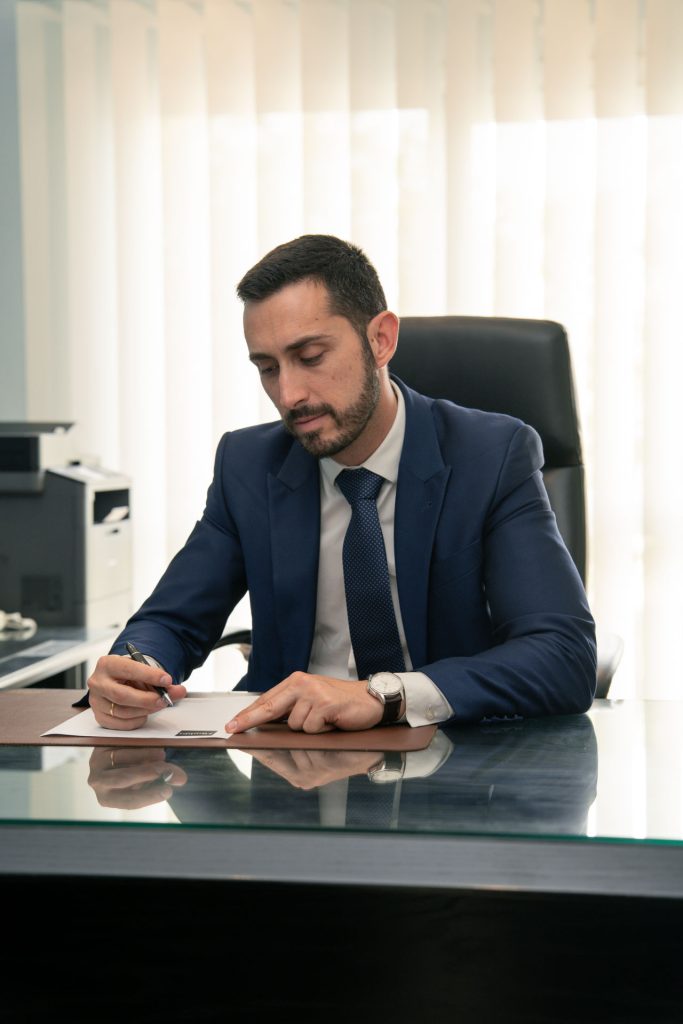 Abogado Orihuela - Accidentes de tráfico, Civil, Laboral y Sucesiones-16