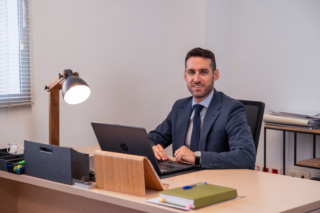 Sala de reuniones de JRubio Abogados en Novelda